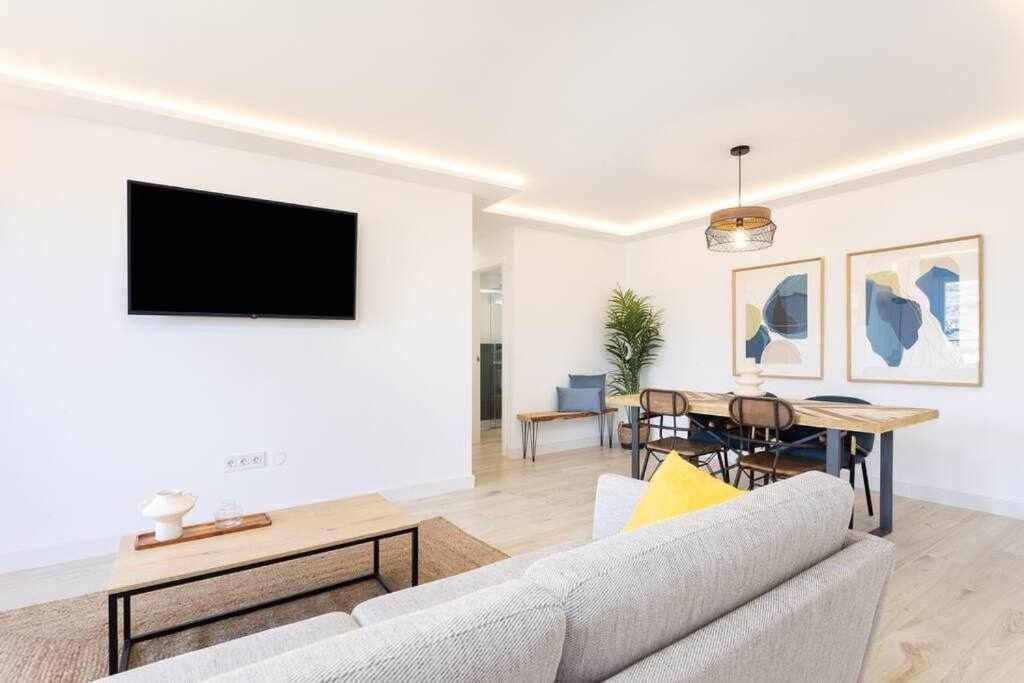 Sunnyland Apartment Arona Cho Exterior photo