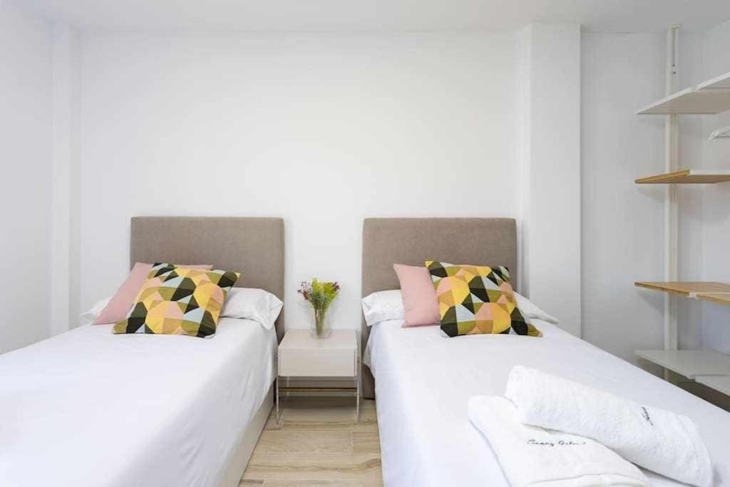Sunnyland Apartment Arona Cho Exterior photo